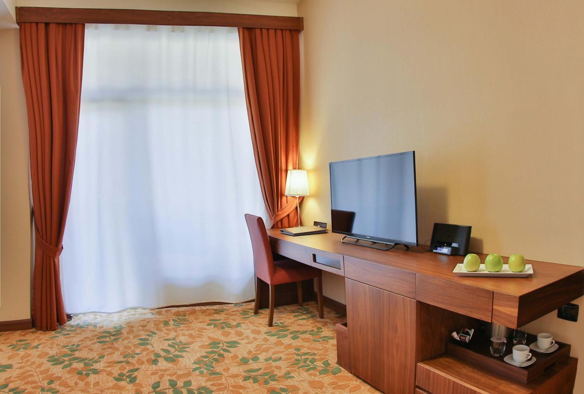 El Resort Hotel Qakh Eksteriør bilde